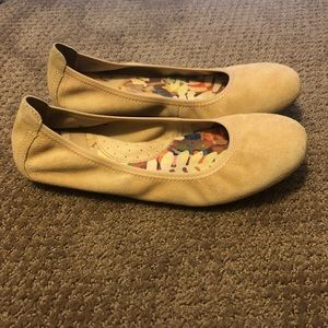 Born light orange ballet flats